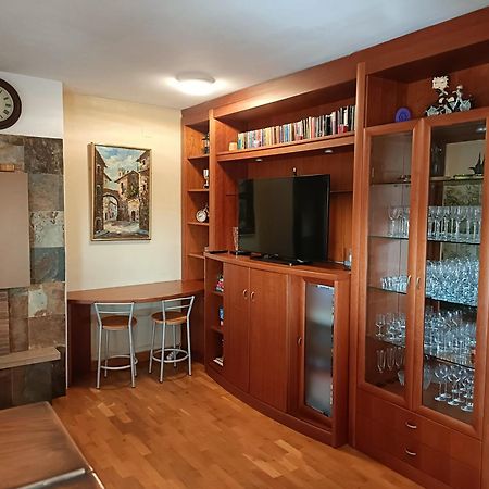Casa Con Jardin Y Piscina Privada. Villa Santa Eulalia de Ronsaná Exteriör bild